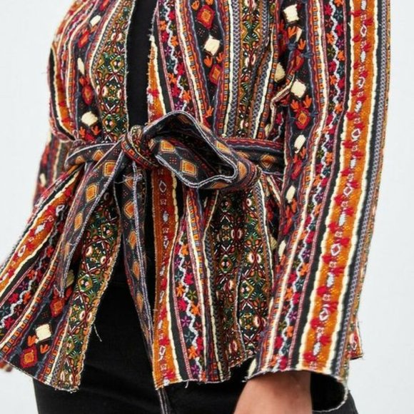 NWOT Zara Embroidered Collarless Jacket Black - Picture 3 of 10